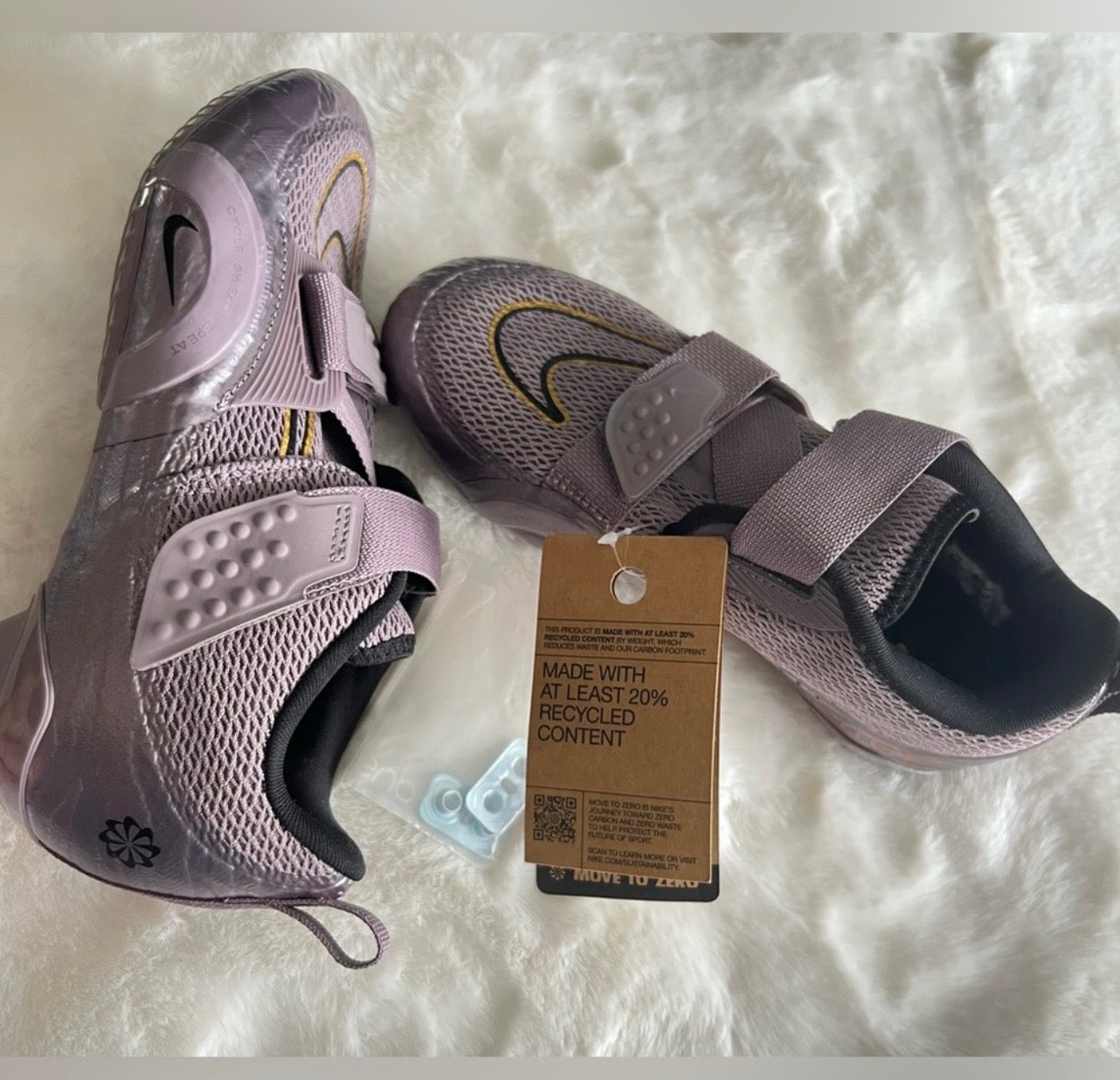 Nike Cycling Shoes - Size 6 Women's