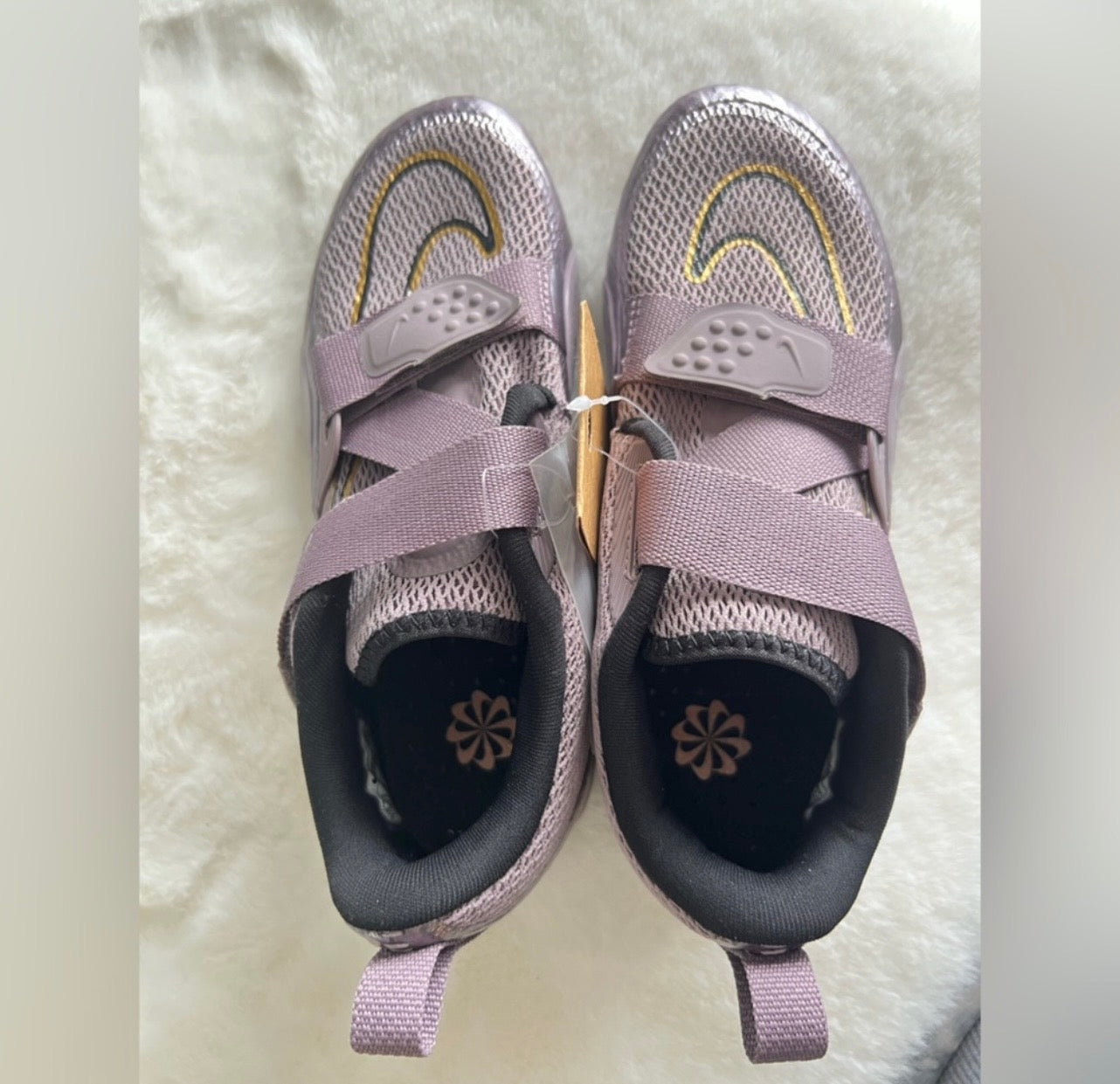 Nike Cycling Shoes - Size 6 Women's
