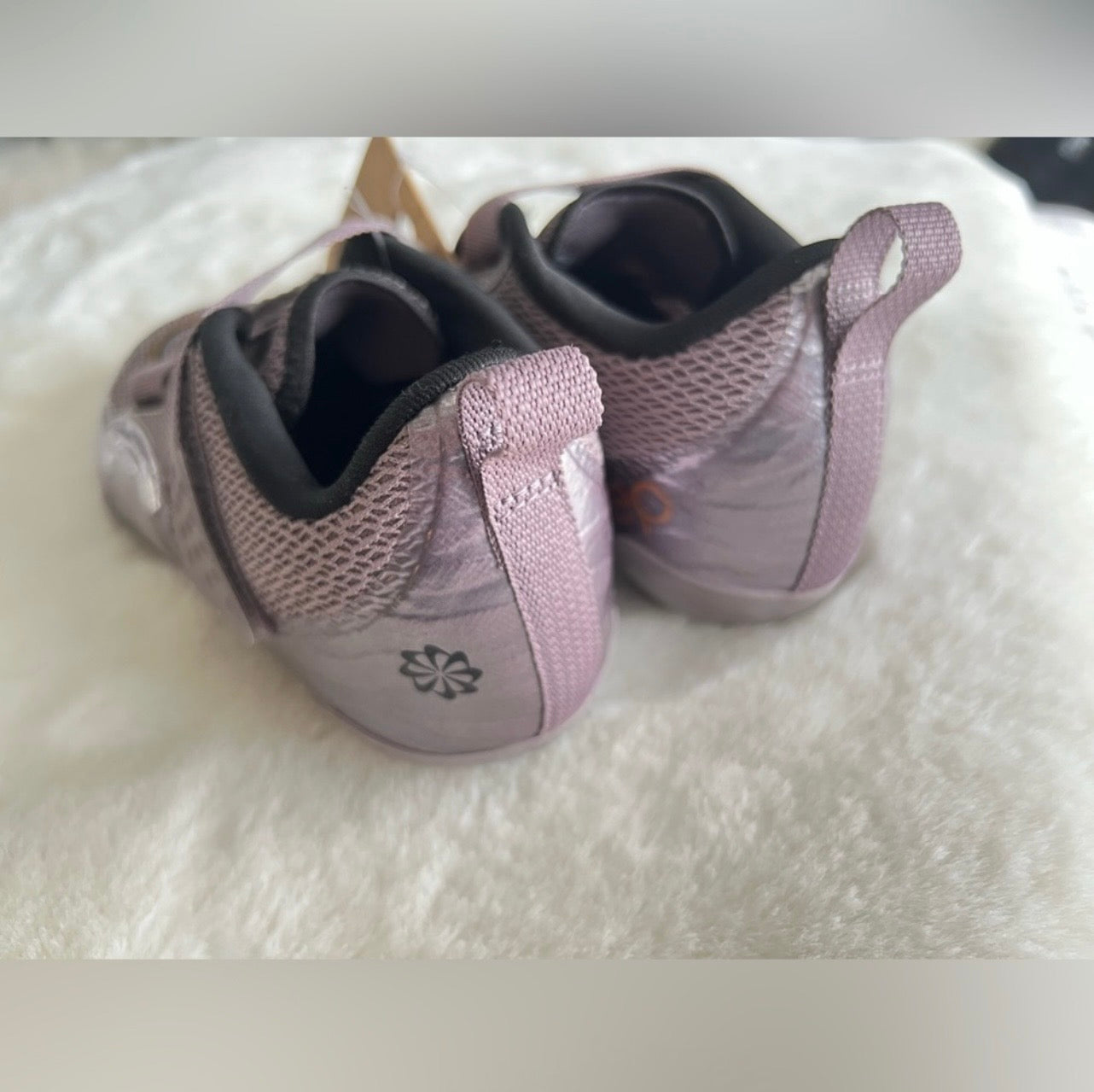 Nike Cycling Shoes - Size 6 Women's